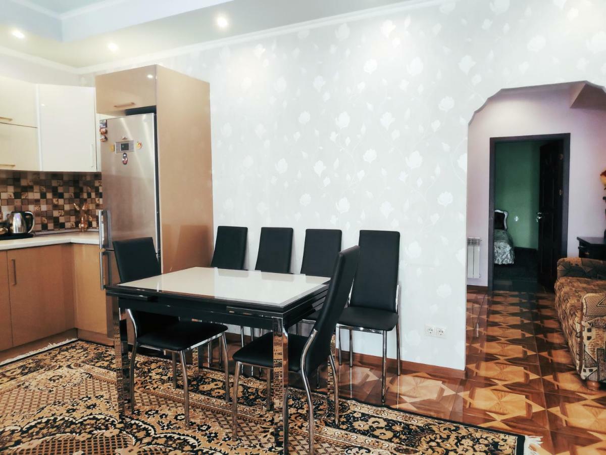 Happy House Hotel Chʼiva Exterior foto